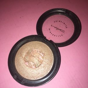 Mac msf in semi precious crystal pink